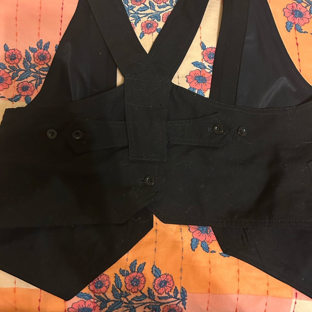 Marc by Marc Jacob’s Black Vest with Pockets - Picture 2 of 5